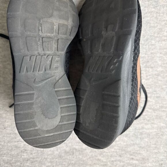 Nike Womens Tanjun 812655-005 Black Running Shoes Sneakers Size 6 - Picture 8 of 10